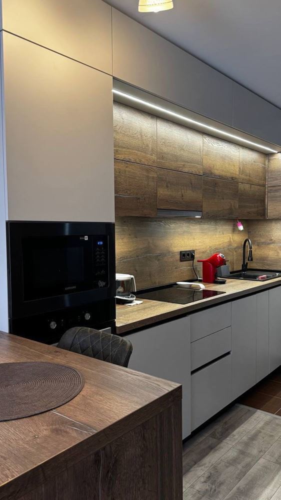 One-bedroom apartment in a prestigious complex with sea and greenery views