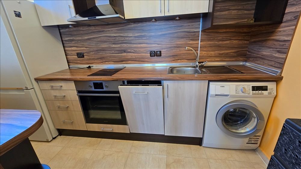 One-bedroom apartment without a maintenance fee in Sarafovo – recently refreshed