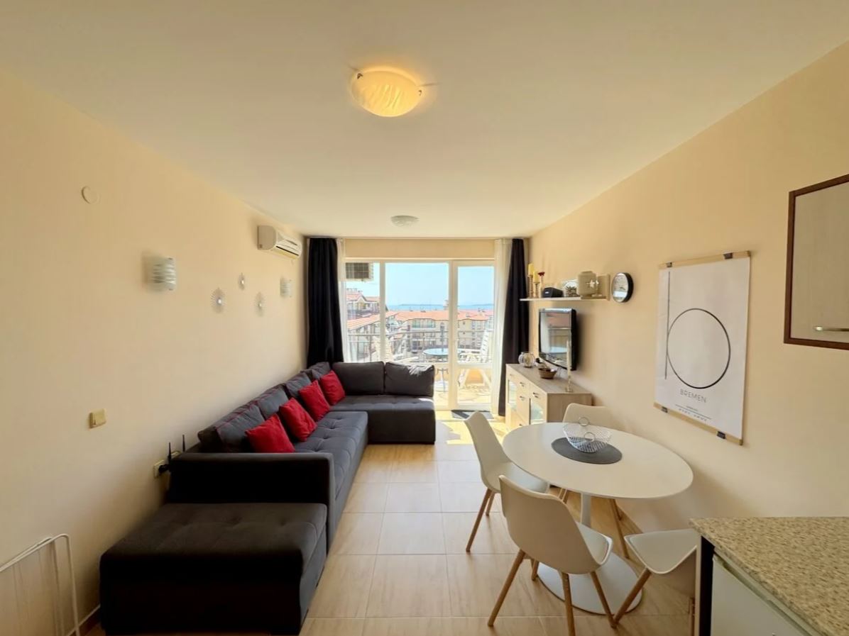 Two-Bedroom Apartment in Sveti Vlas – Panoramic Views and Comfort in a Gated Complex