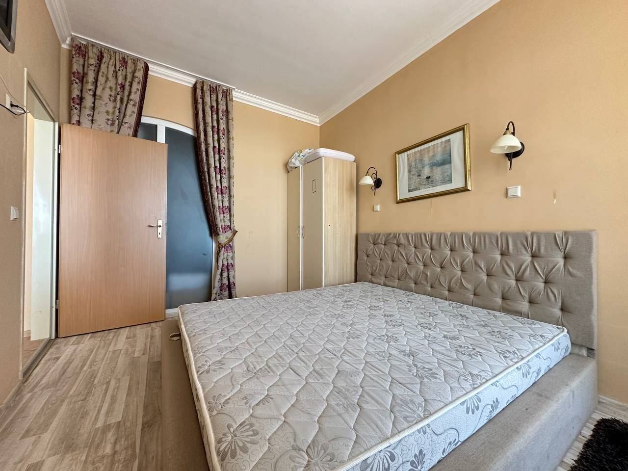 Spacious Apartment with Sea View on the First Line in Pomorie – Holiday Property with the Feeling of a Luxury Resort