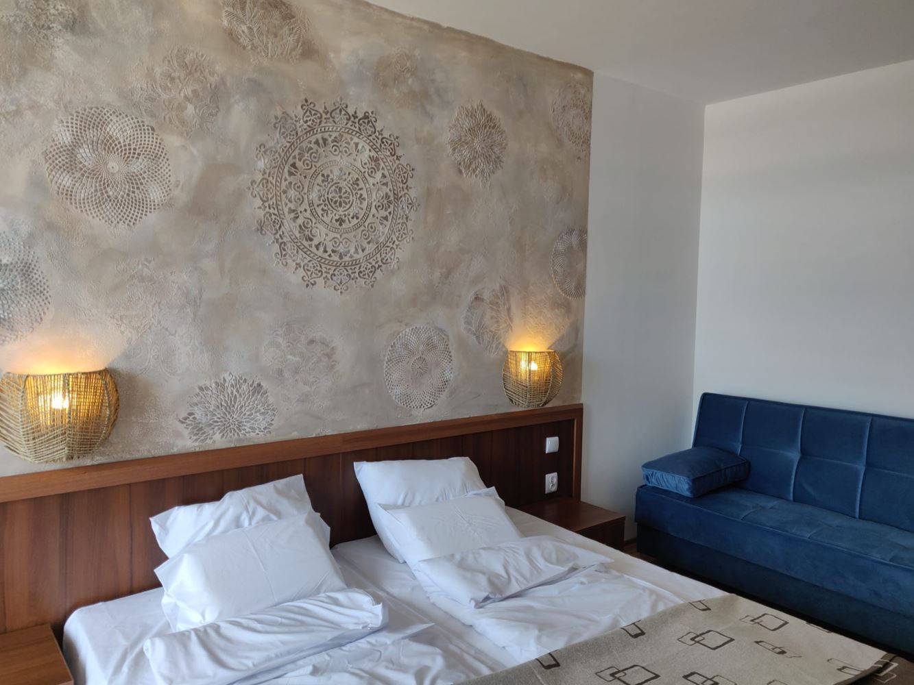 Spacious one-bedroom apartment with partial sea view – Sunny Beach, 100 m from the beach