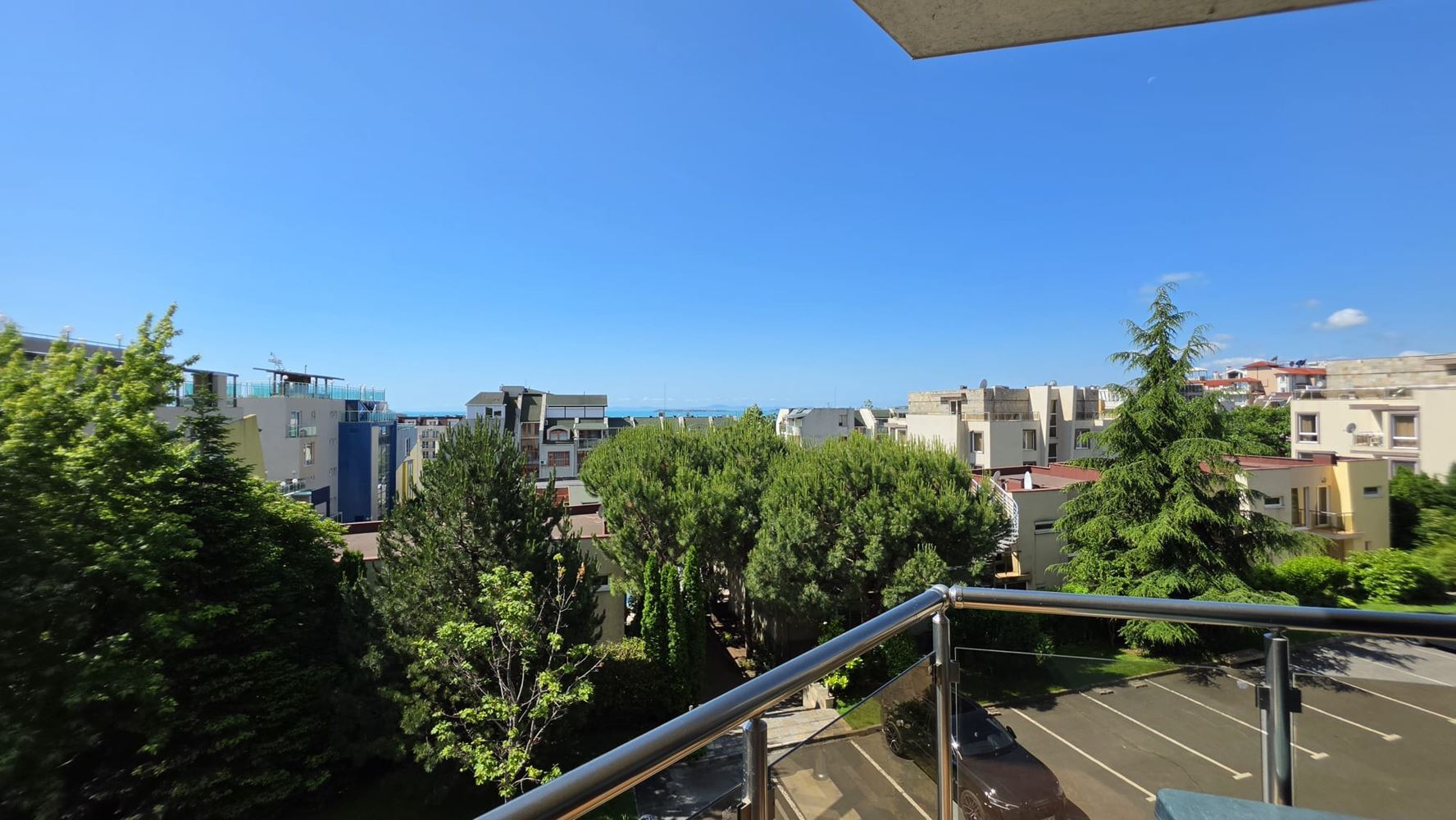 Two-room apartment with sea view in Sveti Vlas – 200 metres from the beach