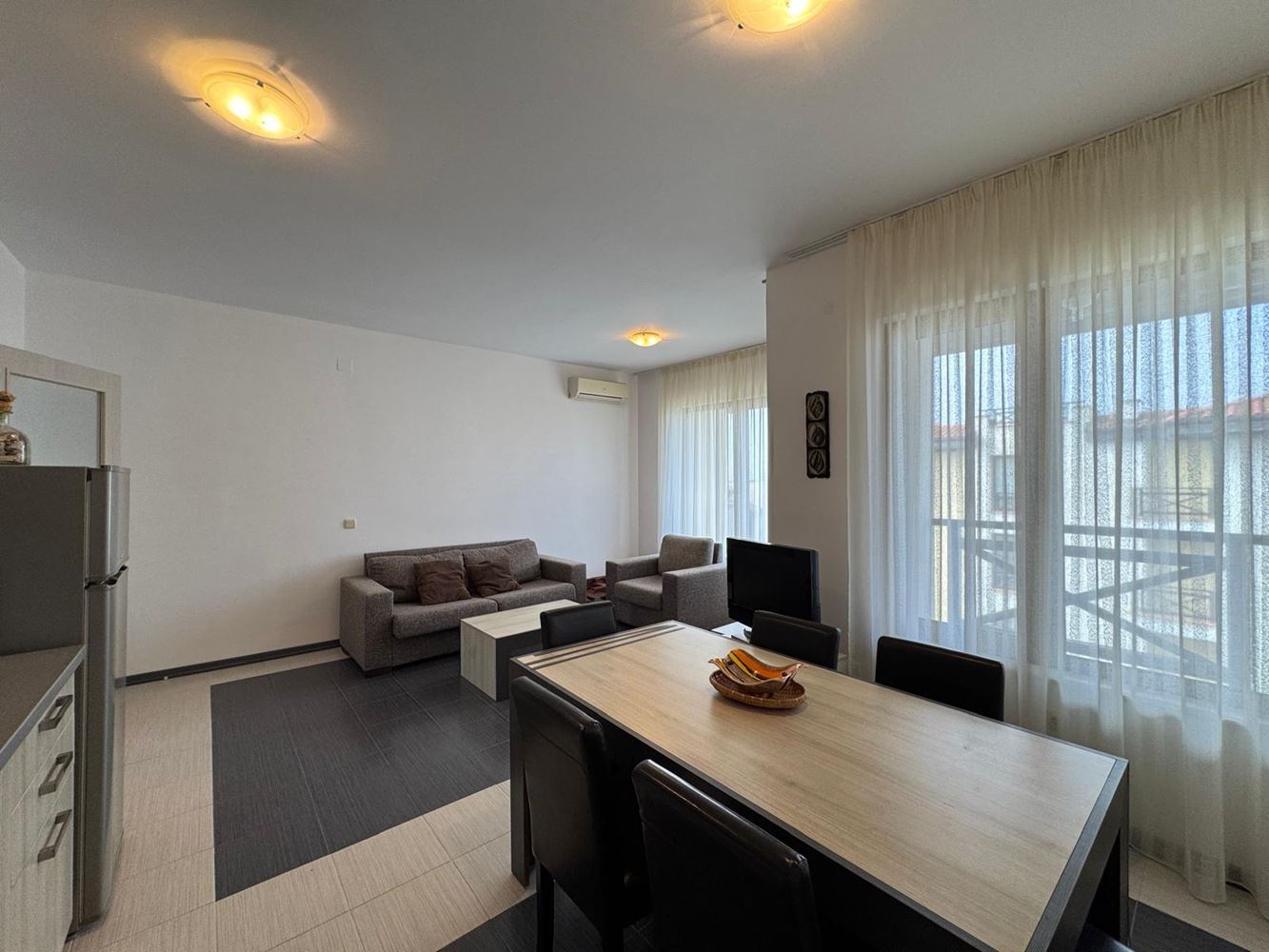 Two-bedroom apartment with sea panorama and private beach in a prestigious complex in Chernomorets