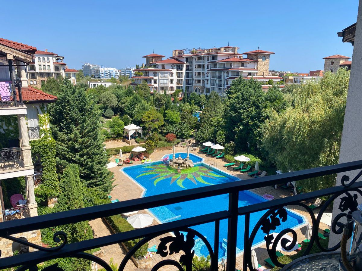 Unique duplex apartment in a premium-class complex in the town of Nessebar