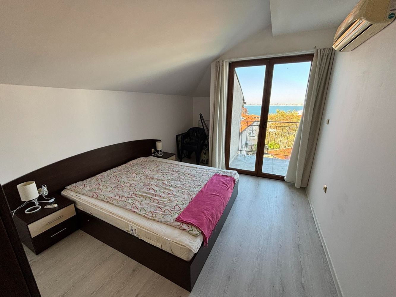 Cozy One-Bedroom Apartment with Panoramic Sea View in Sveti Vlas