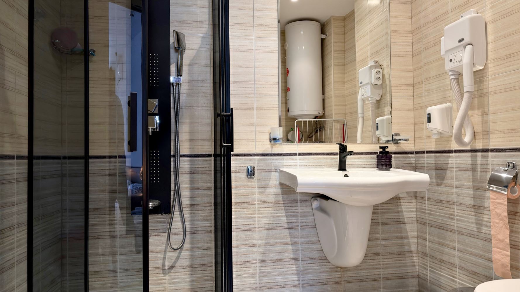 Stylish One-Bedroom Apartment 100 Meters from the Beach in Sunny Beach – Comfort, Luxury and Excellent Location