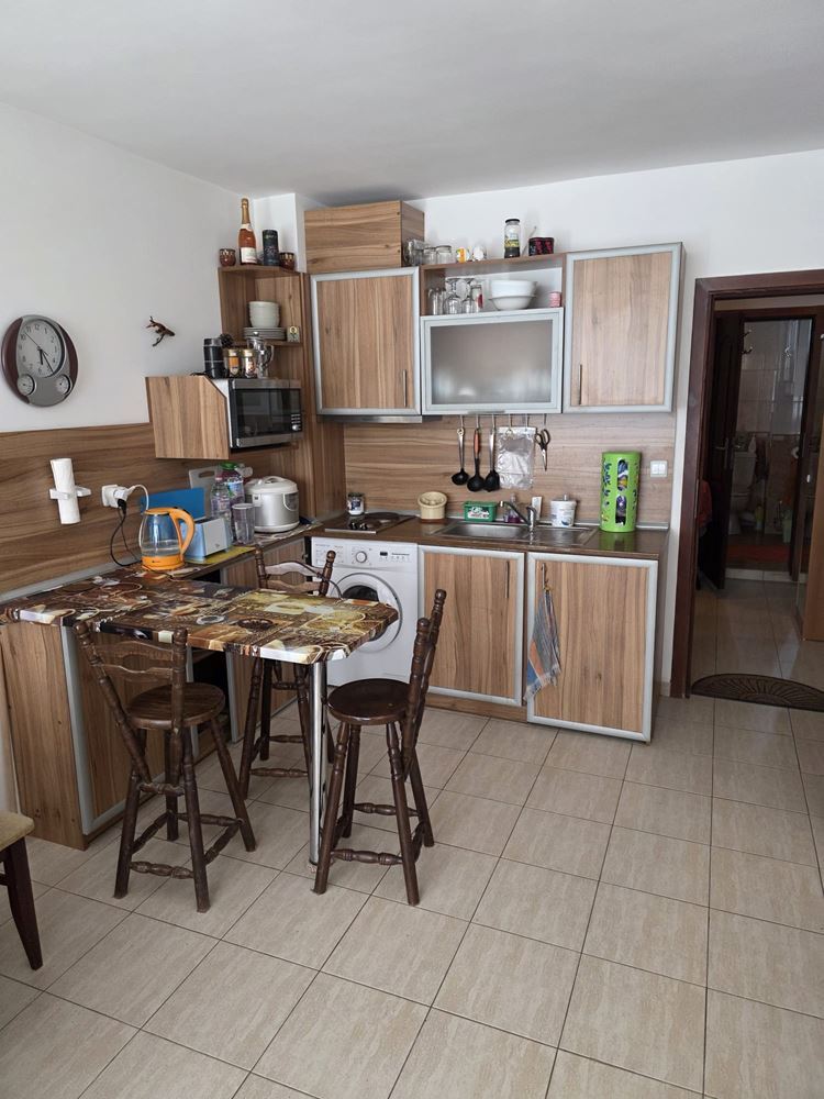 Two-Bedroom Ground Floor Apartment in Sveti Vlas – Comfort, Light, and Close Proximity to the Sea