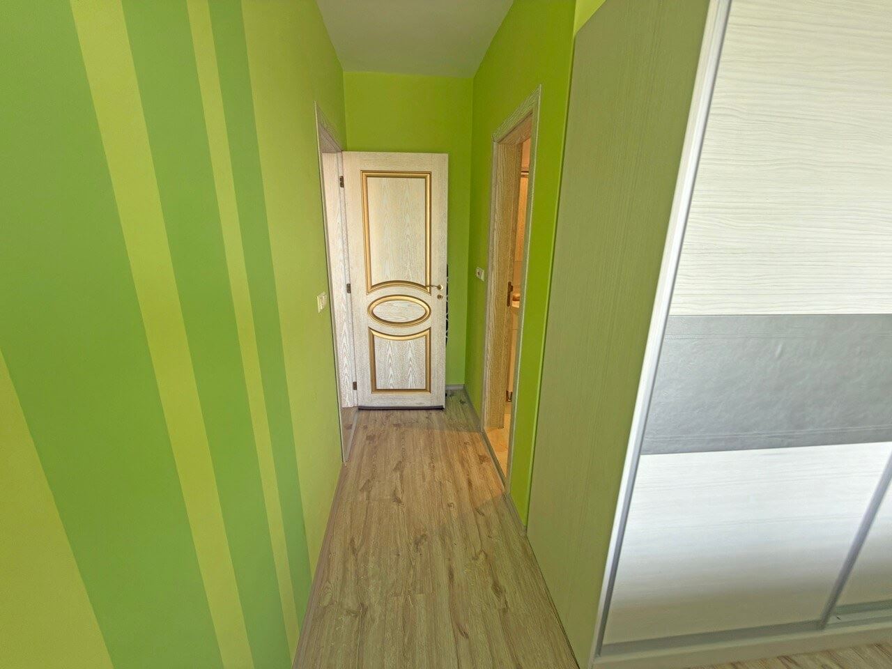 Three-Room Apartment with Sea Views, 200 Metres from the Beach in Pomorie