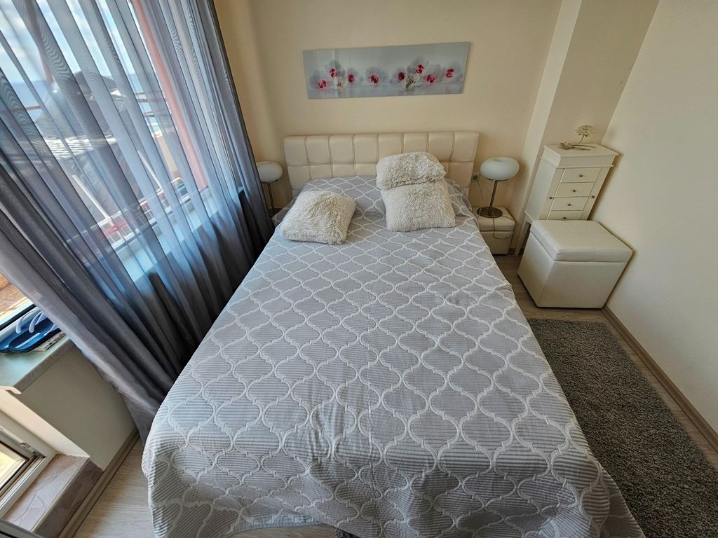 Luxury panoramic apartment on the first line of the sea with two bedrooms and an enormous terrace
