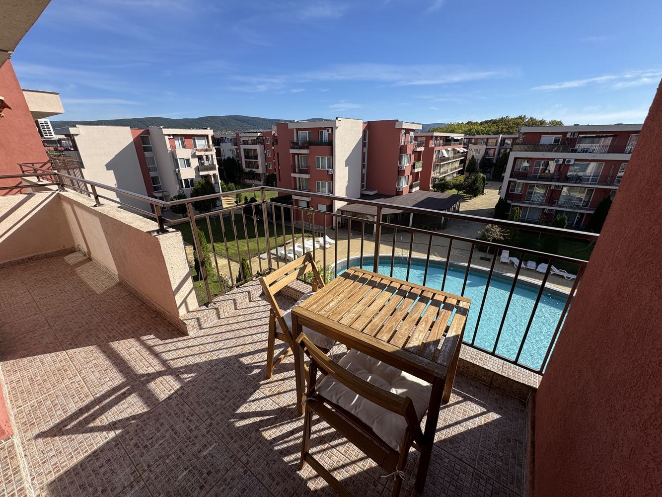 Studio with pool view in a complex with excellent infrastructure in Sunny Beach