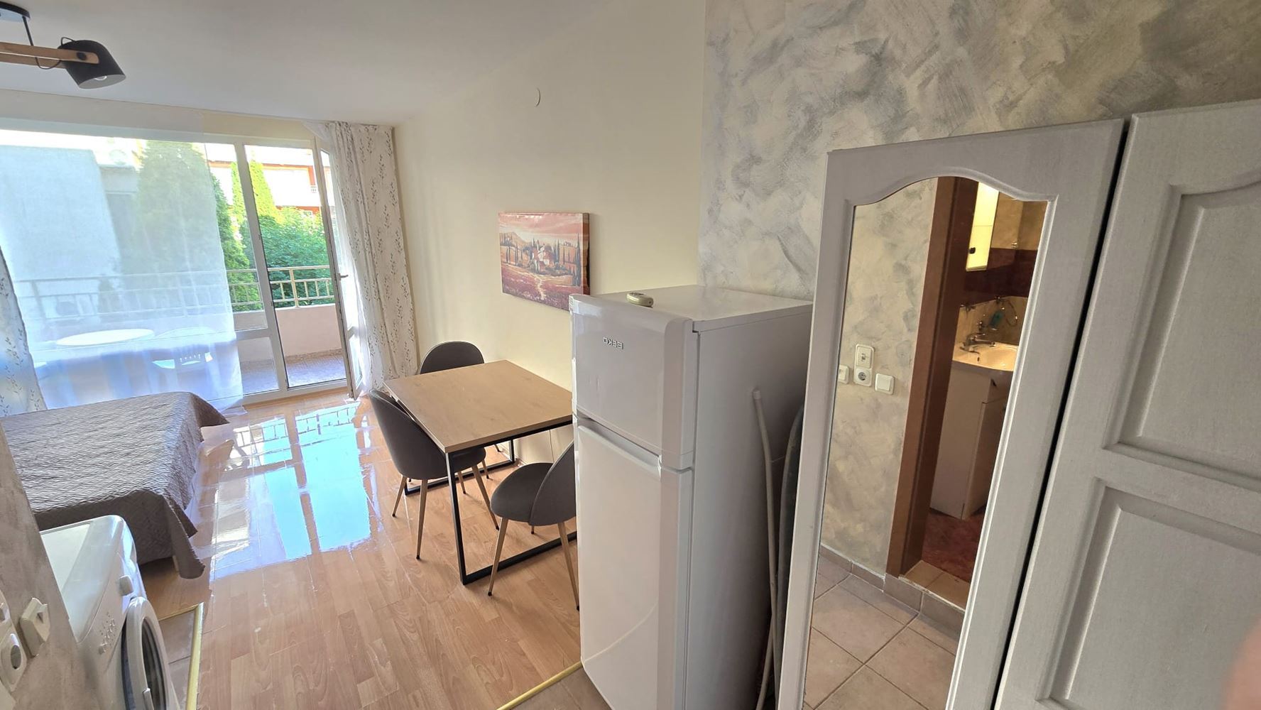 Bright Studio with Pool View in a Modern Complex in Sunny Beach