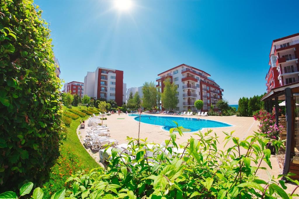 Luxury one-bedroom apartment on the first line in Sveti Vlas