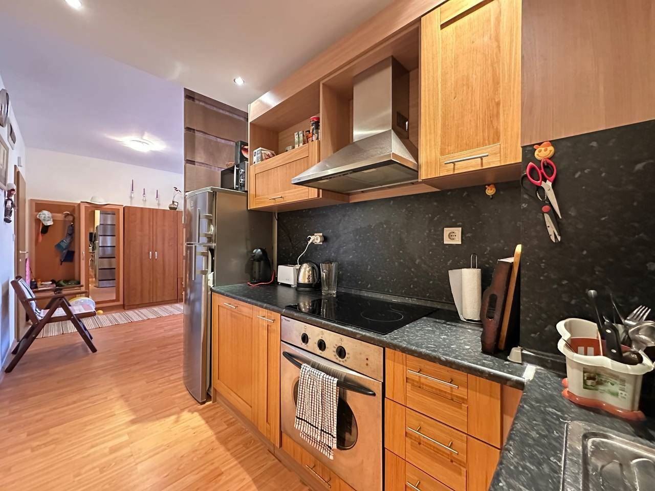 Sveti Vlas – Fully Furnished Apartment on the First Line with Private Beach and Sea Atmosphere