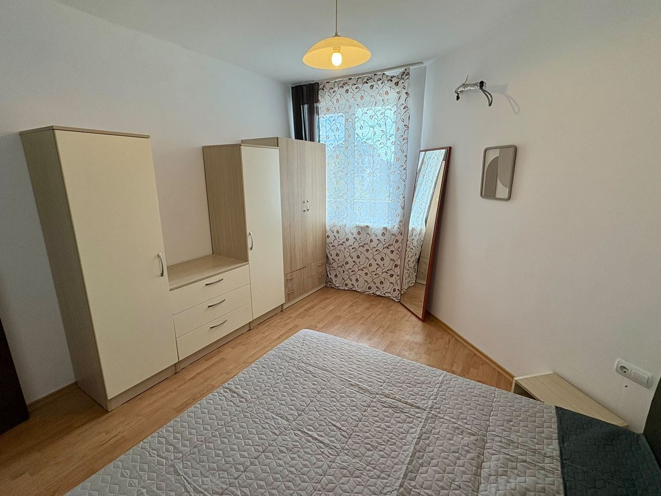 Sunny Beach – Cozy One-Bedroom Apartment with Pool View, Five Minutes from the Beach