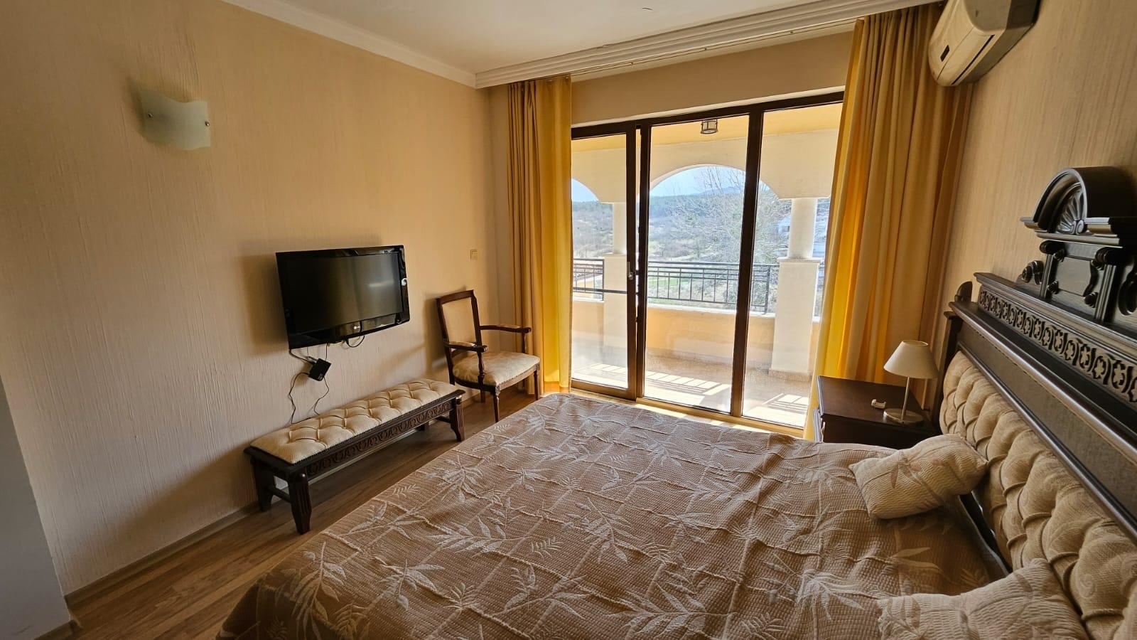 Spacious one-bedroom apartment on the first sea line in Tsarevo with full furnishing