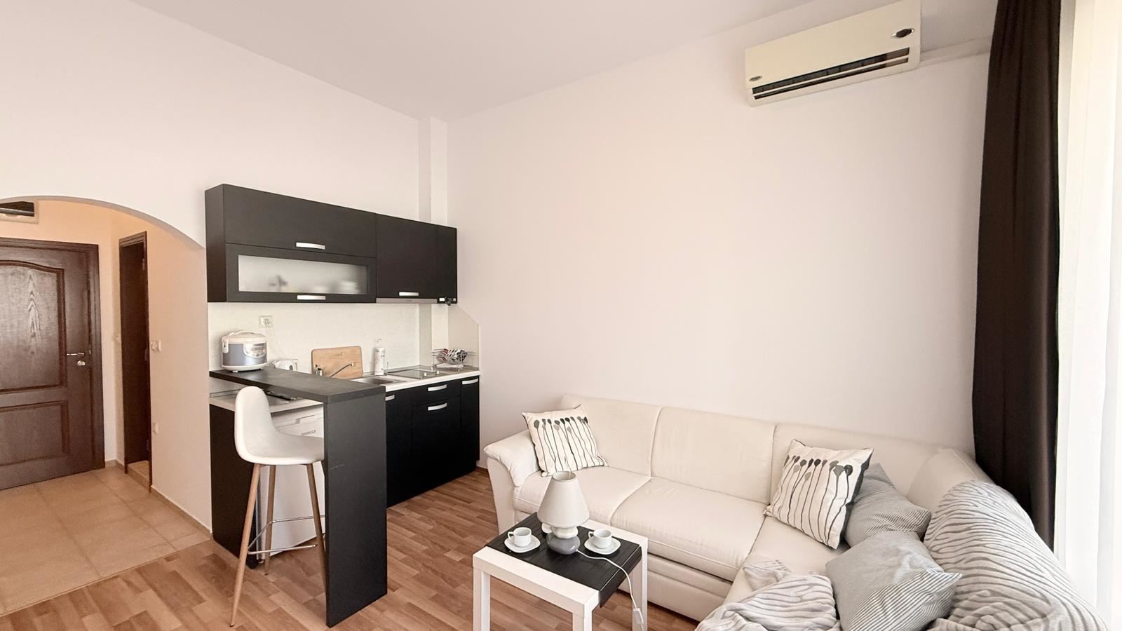 Cozy studio in Sunny Beach – fully furnished, with a small garden and excellent rental potential