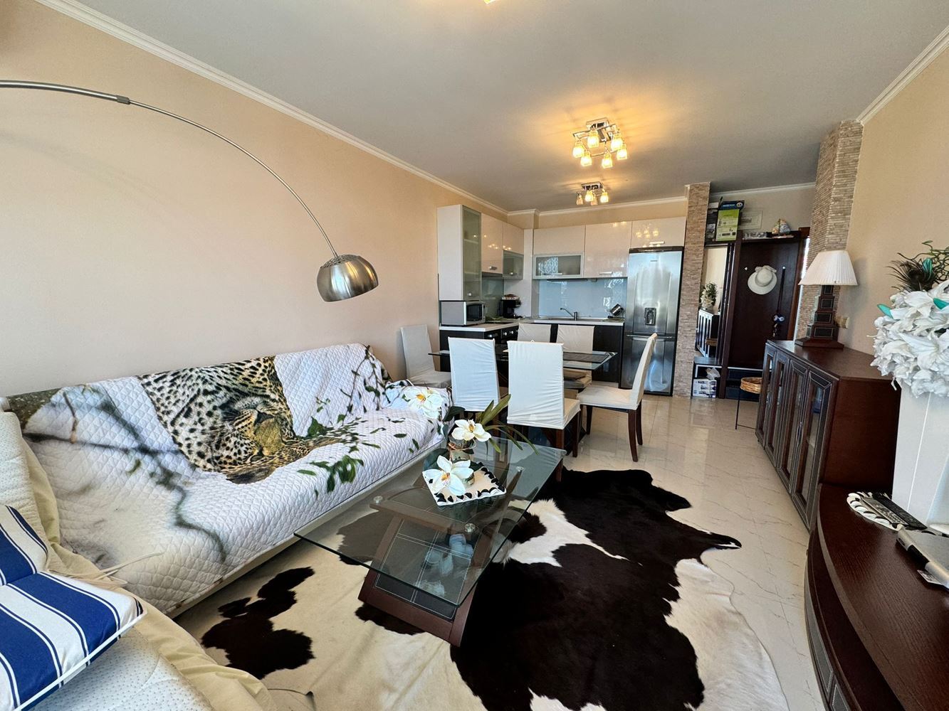 Stylish one-bedroom apartment in an elite complex in the heart of Sveti Vlas