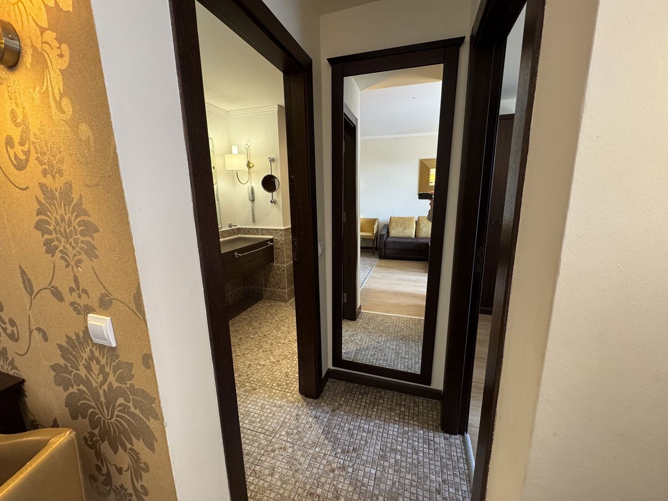 Spacious One-Bedroom Apartment with a Large Terrace, 50 Metres from the Beach in Sunny Beach