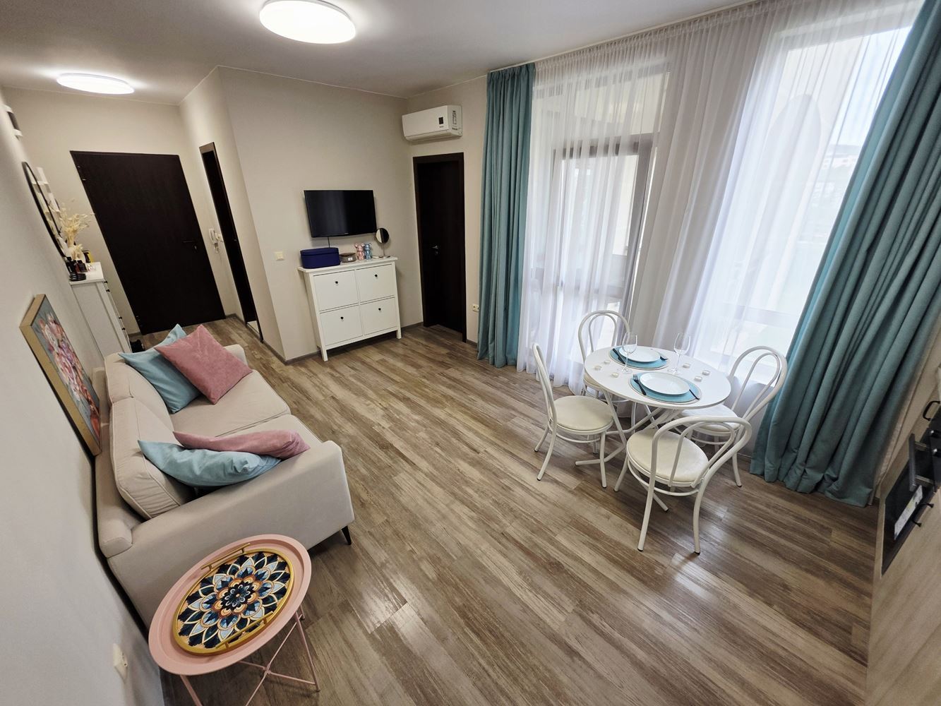 Sea Comfort with a Private Garden – One-Bedroom Apartment Just Steps from the Beach in Sveti Vlas