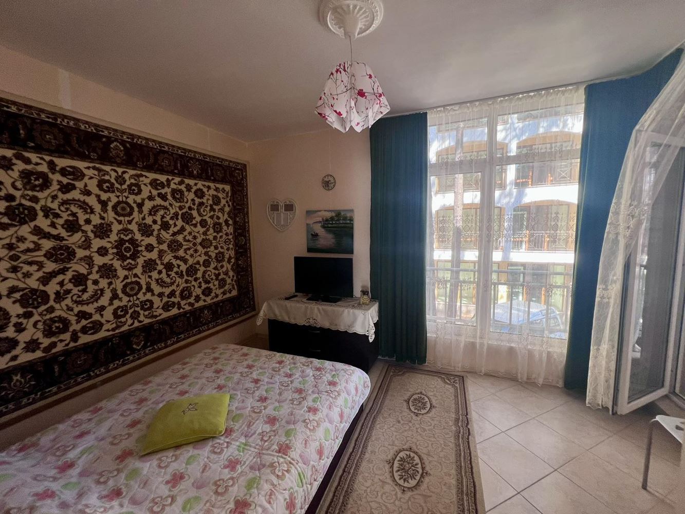 Spacious three-room apartment with two bedrooms and pool view in Sunny Beach