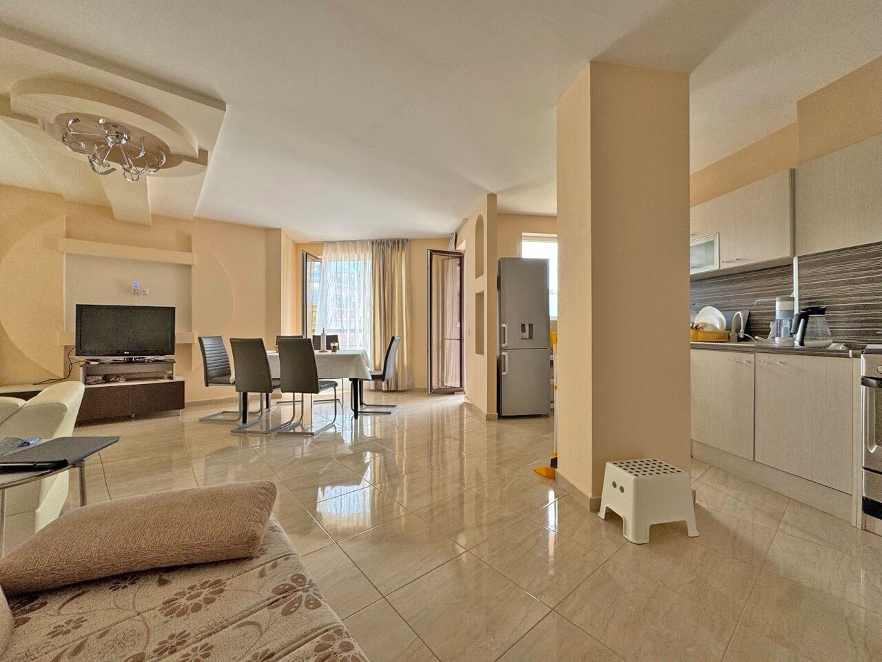 Two-bedroom apartment in Sunny Beach – fully furnished, with swimming pool and excellent investment potential