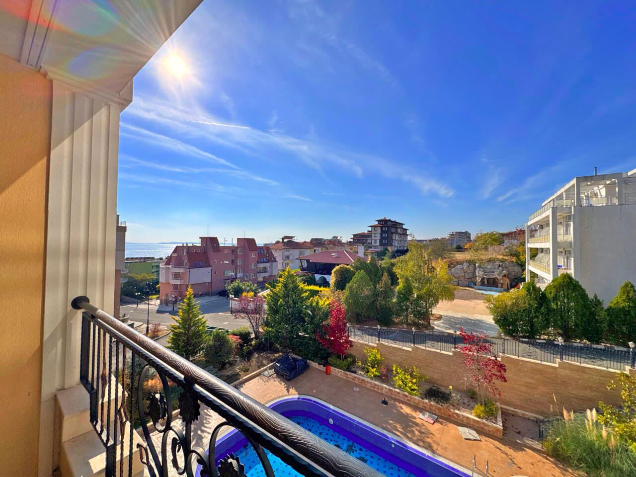 Spacious Furnished Studio in Sveti Vlas – 200 Metres from the Beach, with a Luxury SPA Centre and Excellent Amenities