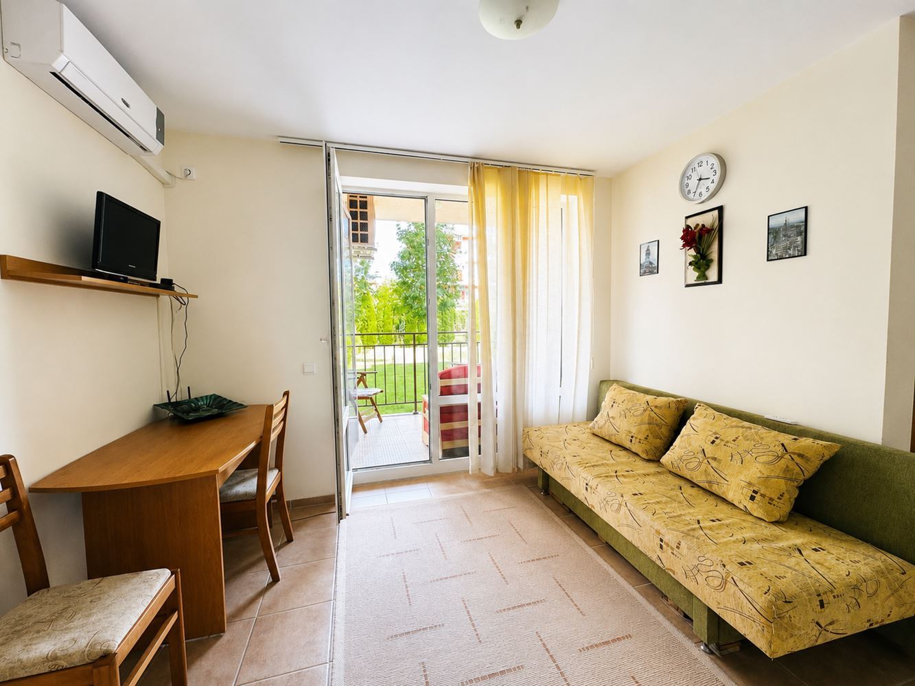 Two-Bedroom Apartment on the Ground Floor with Garden View in Sunny Beach