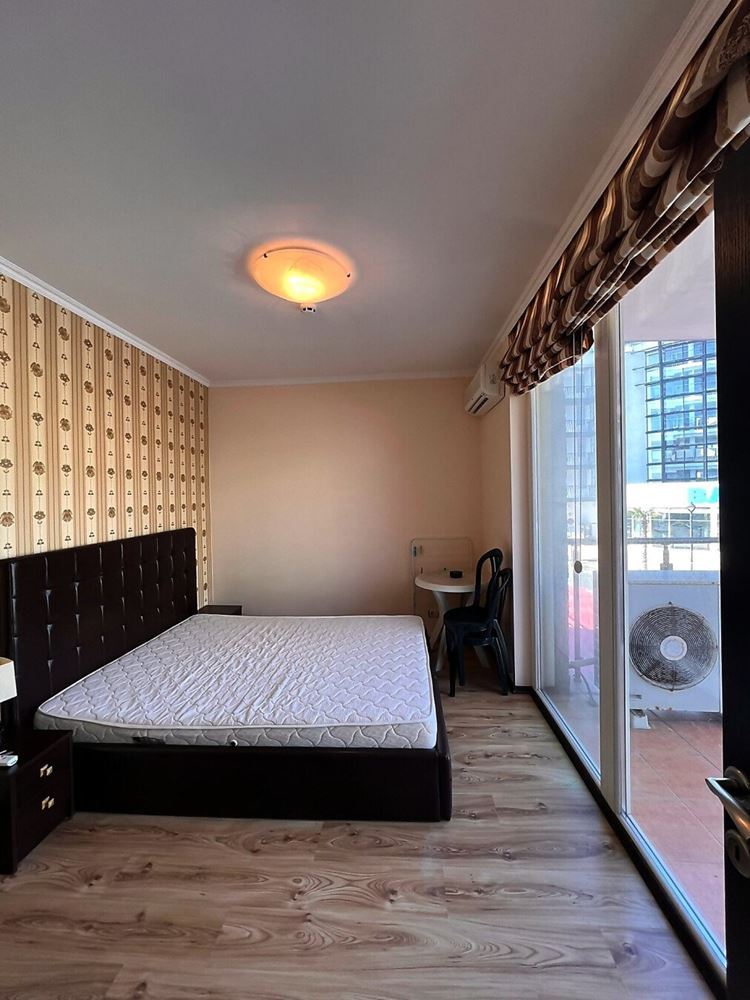Spacious one-bedroom apartment 50 meters from the beach in Sunny Beach – excellent location and comfort in a gated complex