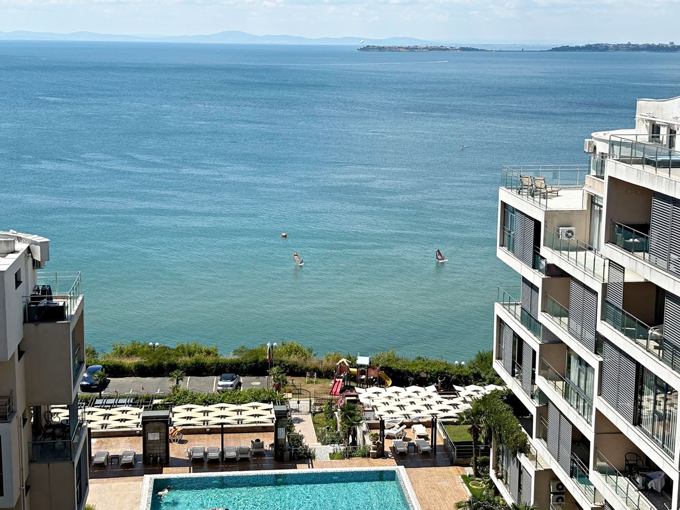 Luxury One-Bedroom Apartment with Panoramic Sea View on the First Line in Sveti Vlas