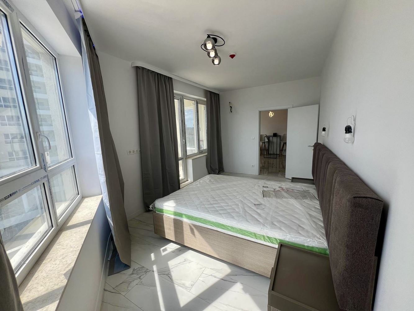 Modern One-Bedroom Apartment with Panoramic View in a Prestigious Complex – Ready to Move In