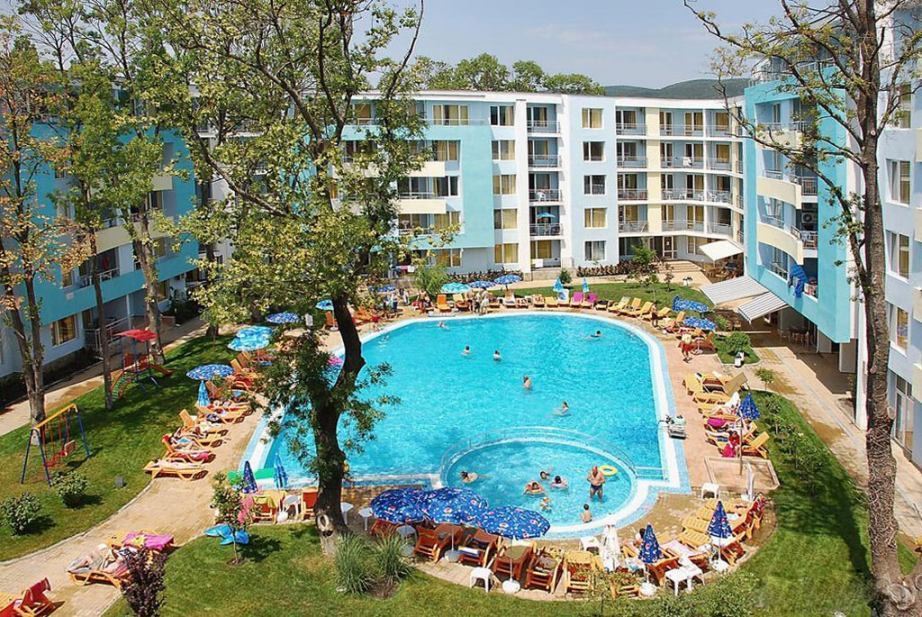 100 Metres from the Sea – Cosy One-Bedroom Apartment with a View of the Quiet Part of the Complex