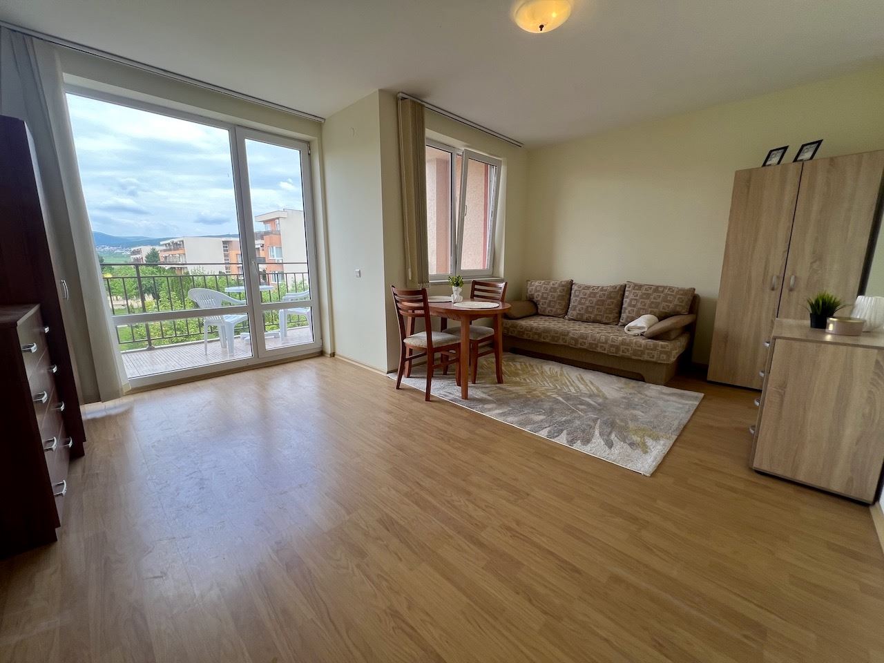 Spacious studio in Sunny Beach with an excellent location and an impressive complex – ready to move in or invest in