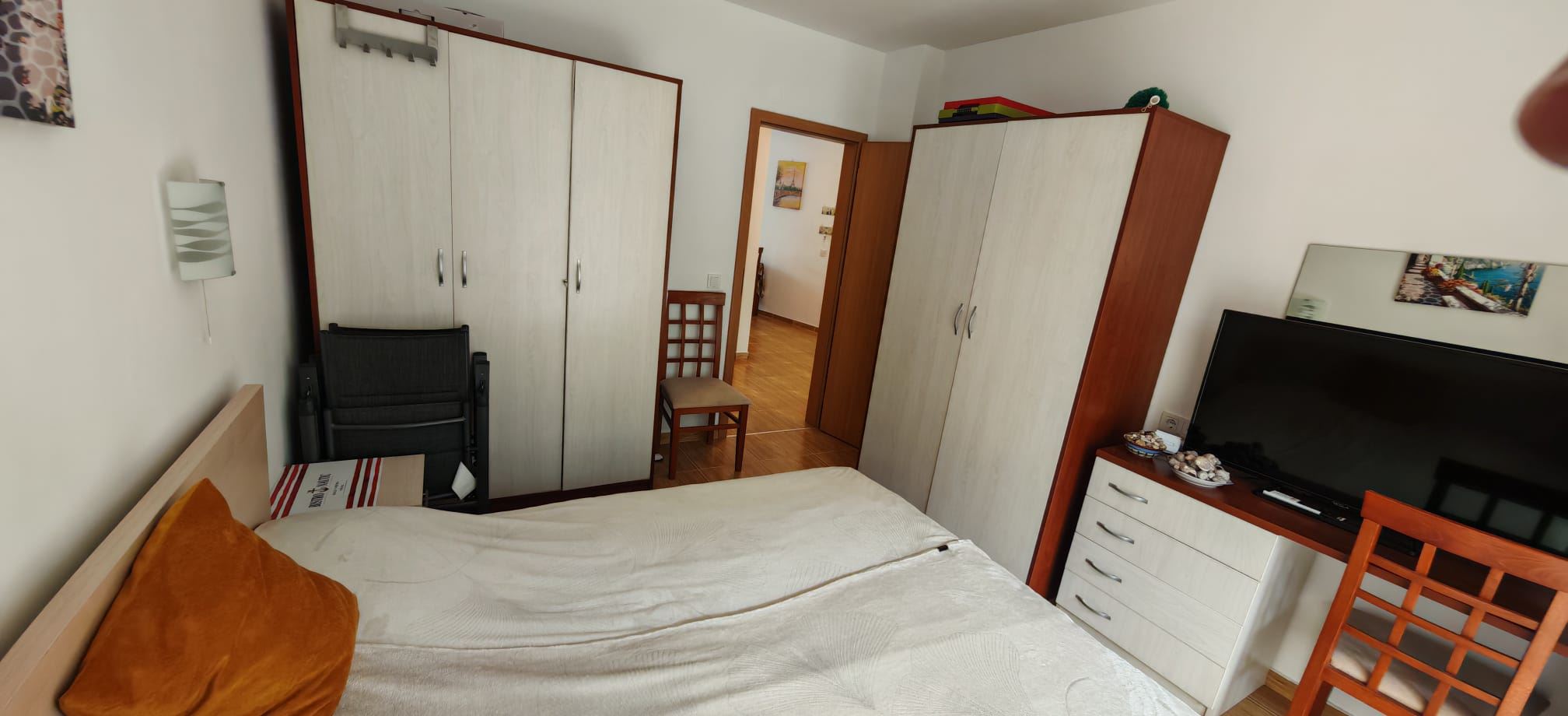 Spacious two-bedroom apartment with pool view and excellent amenities in the complex