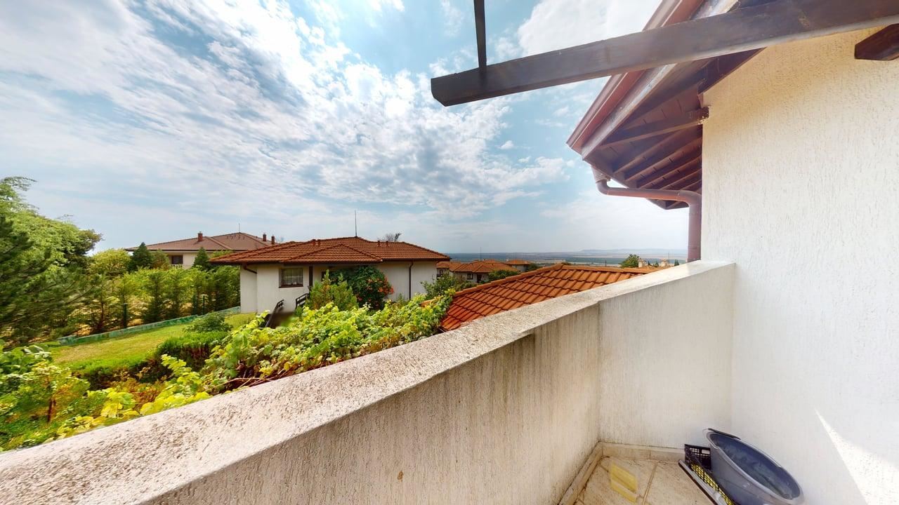 One-Bedroom Apartment with Panoramic Sea and Mountain Views in a Complex with Swimming Pools and a SPA Centre