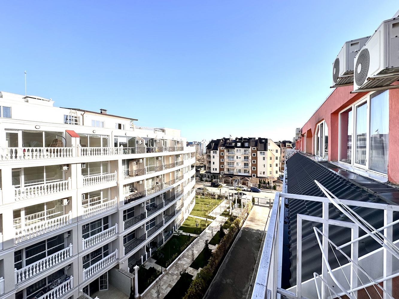 Studio in a Modern Complex in Sunny Beach with Excellent Infrastructure and Amenities