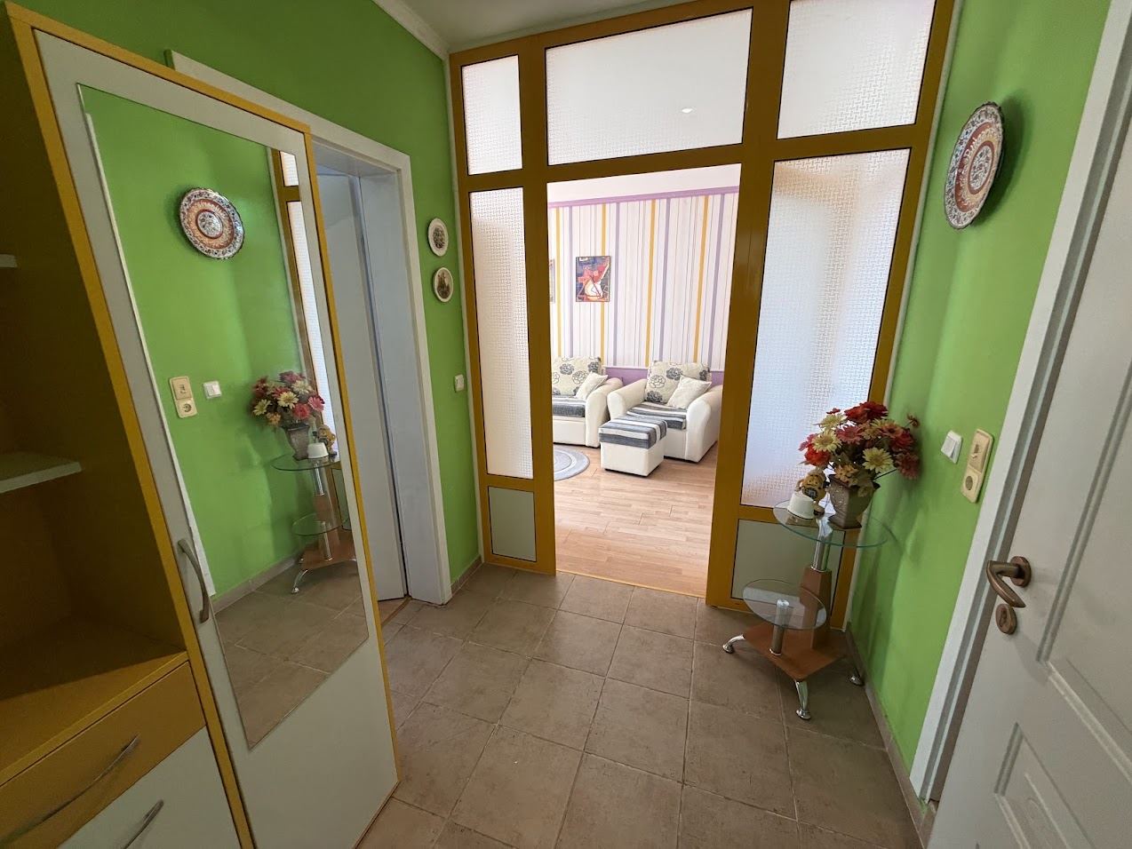 One-Bedroom Apartment with a Spacious Terrace and Sea View in Sveti Vlas – 300 Metres from the Beach