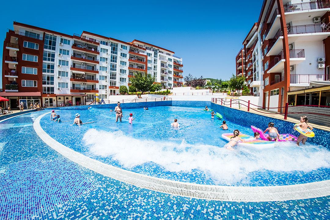 Wonderful One-Bedroom Apartment in Sveti Vlas with Sea View – Excellent Investment Just Steps from the Beach