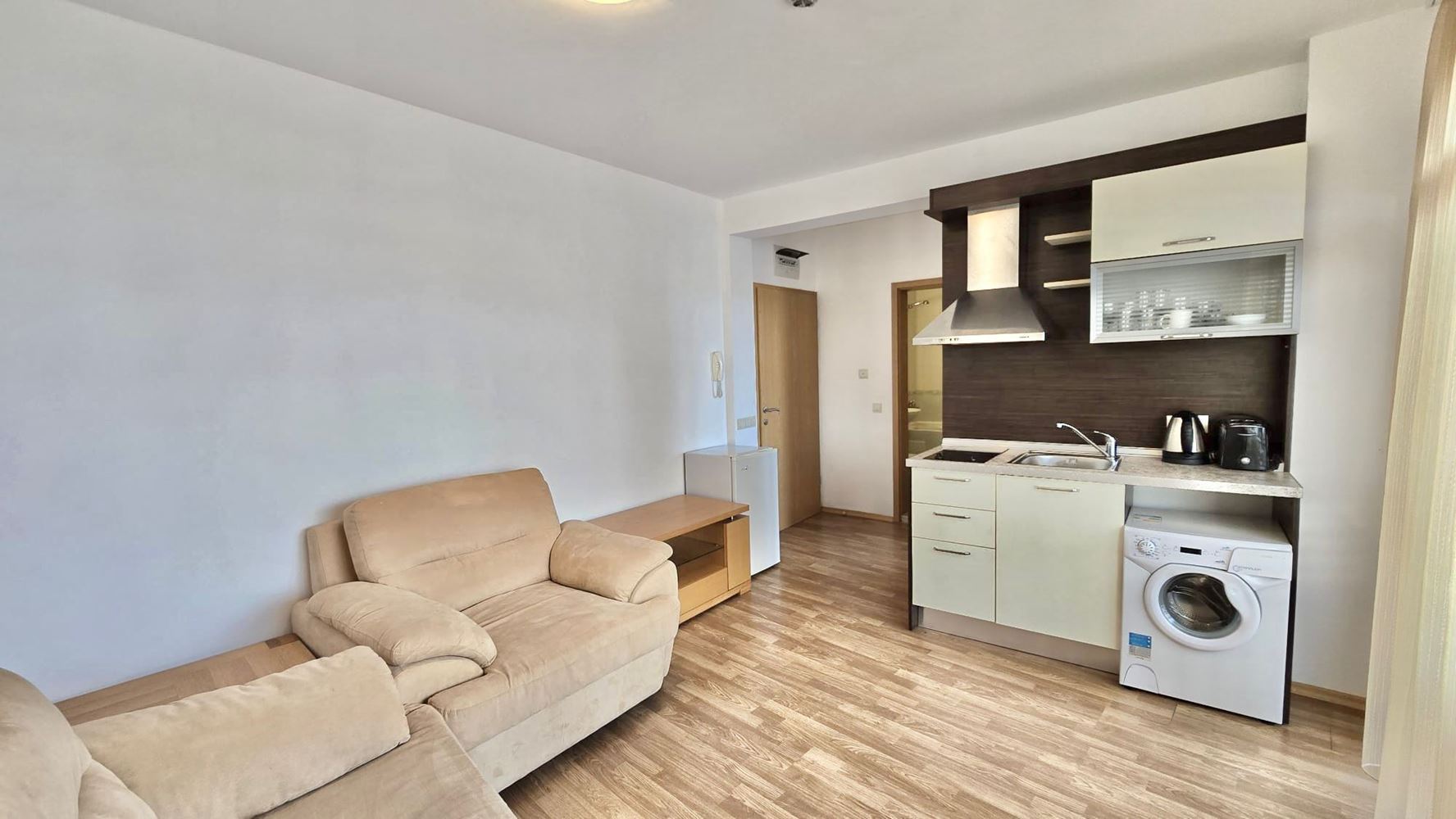 Attractive one-bedroom apartment with pool view in Aheloy