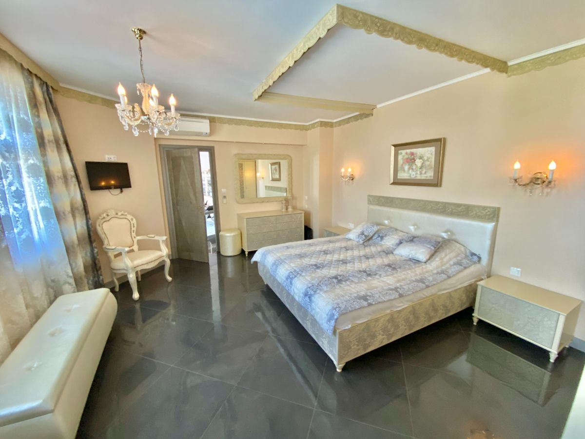 Unique duplex apartment in a premium-class complex in the town of Nessebar