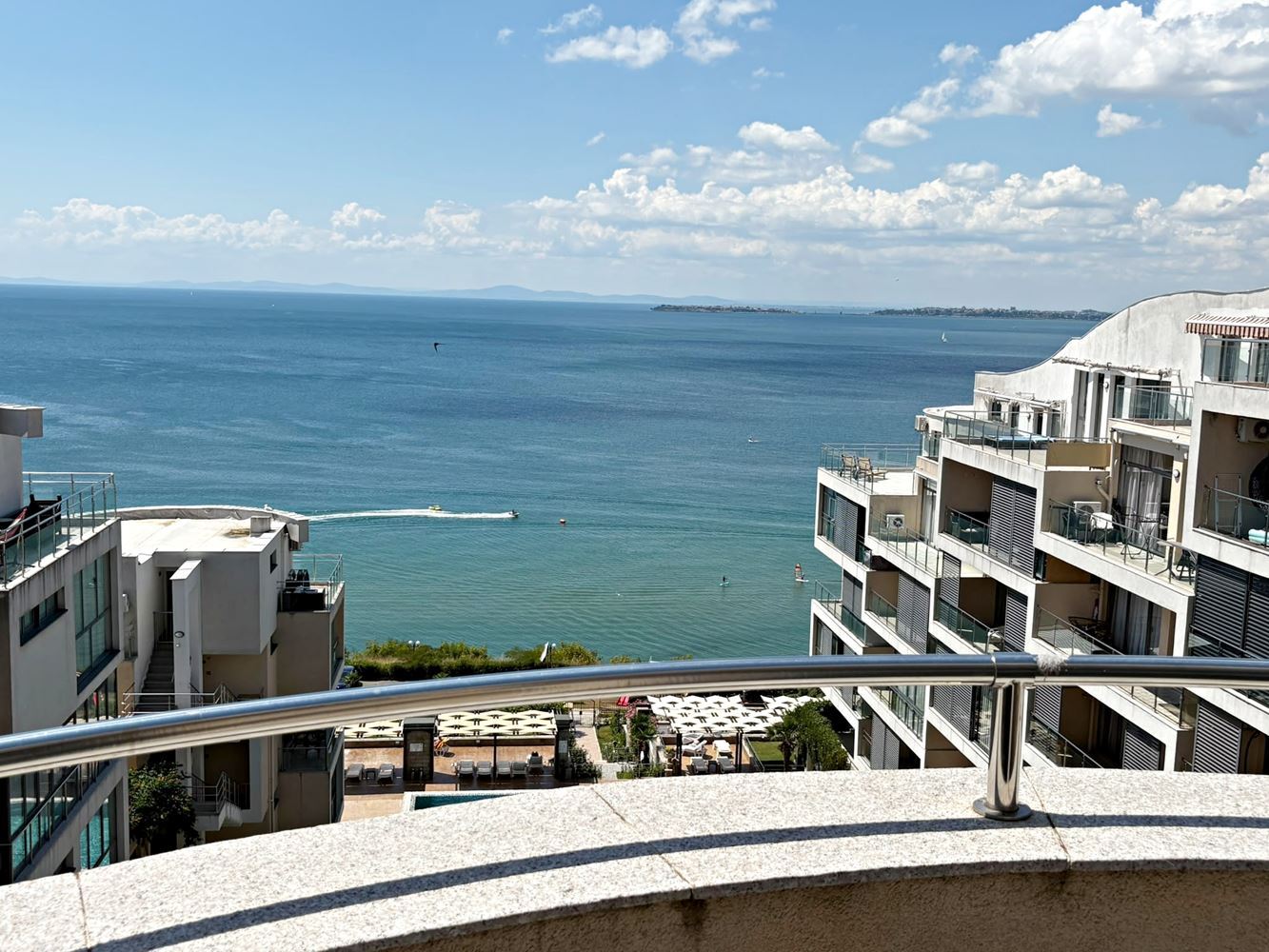 Luxury One-Bedroom Apartment with Panoramic Sea View on the First Line in Sveti Vlas