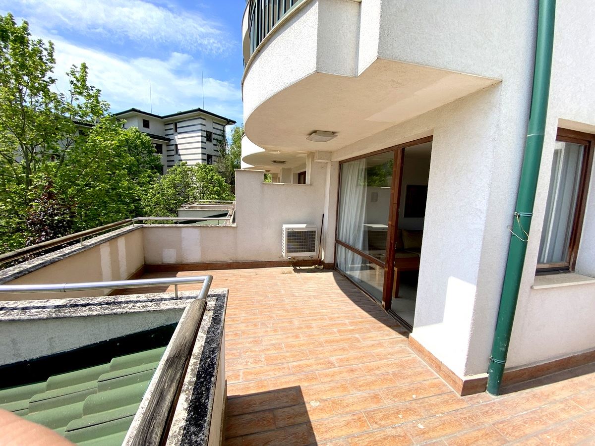 One-bedroom apartment on the first sea line in Ravda – luxury, nature, and impressive pool view