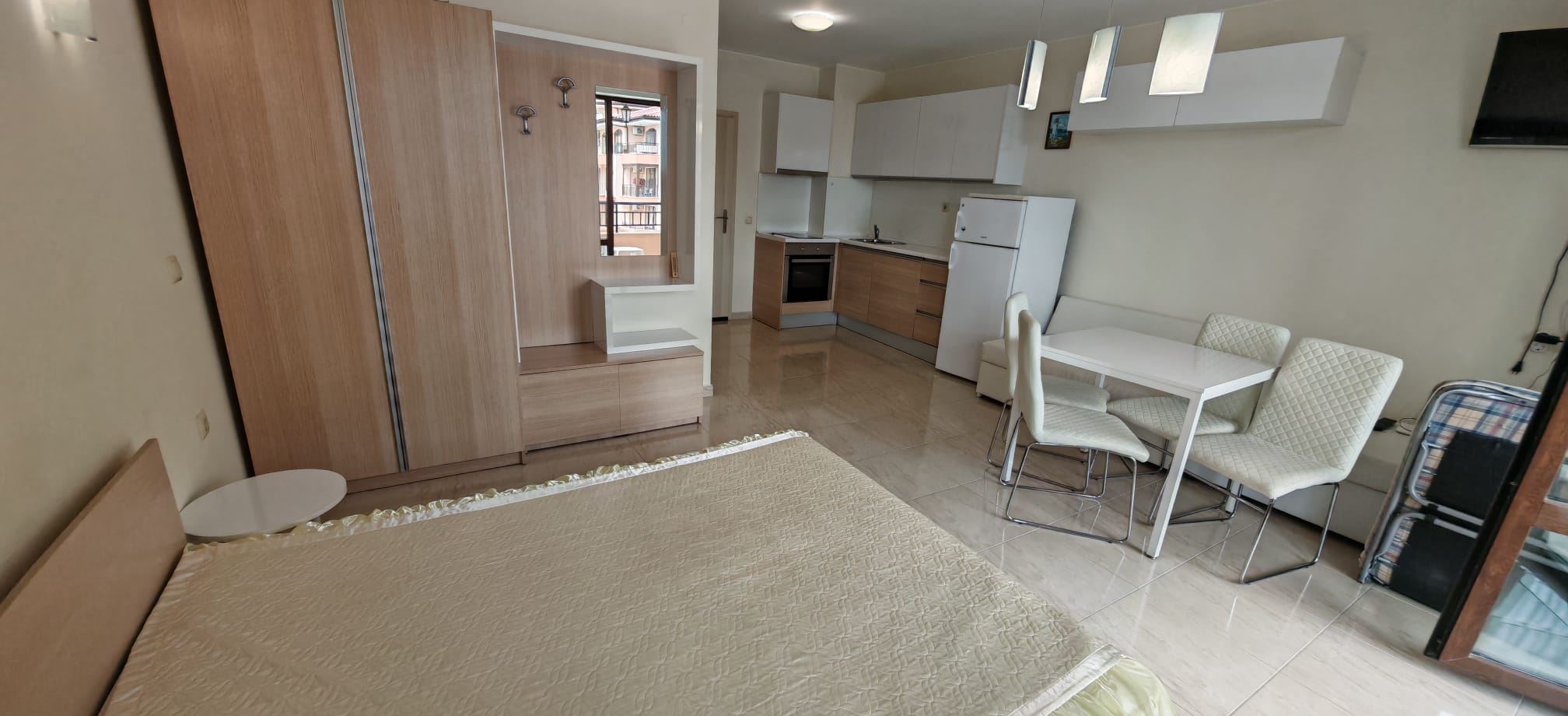 Cozy studio just steps from the sea in Sveti Vlas – the perfect balance between comfort, location, and investment