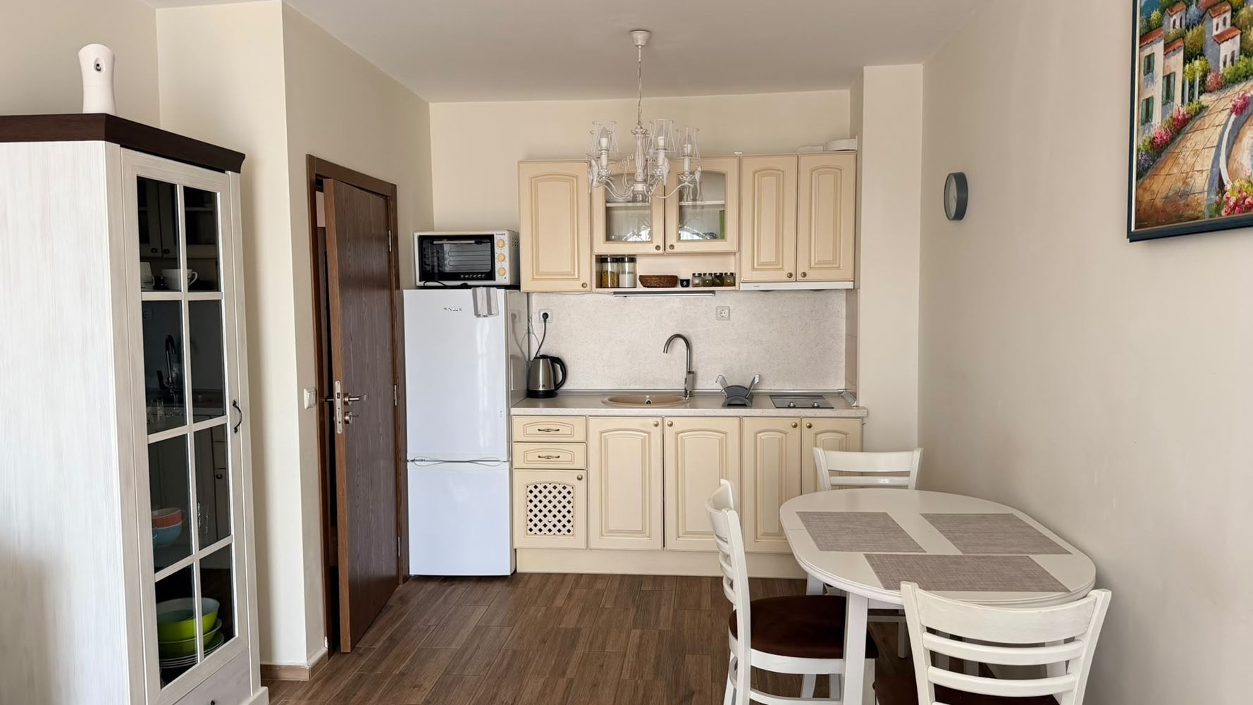 Two-room apartment with panoramic sea view, just a step away from the sea in Ravda