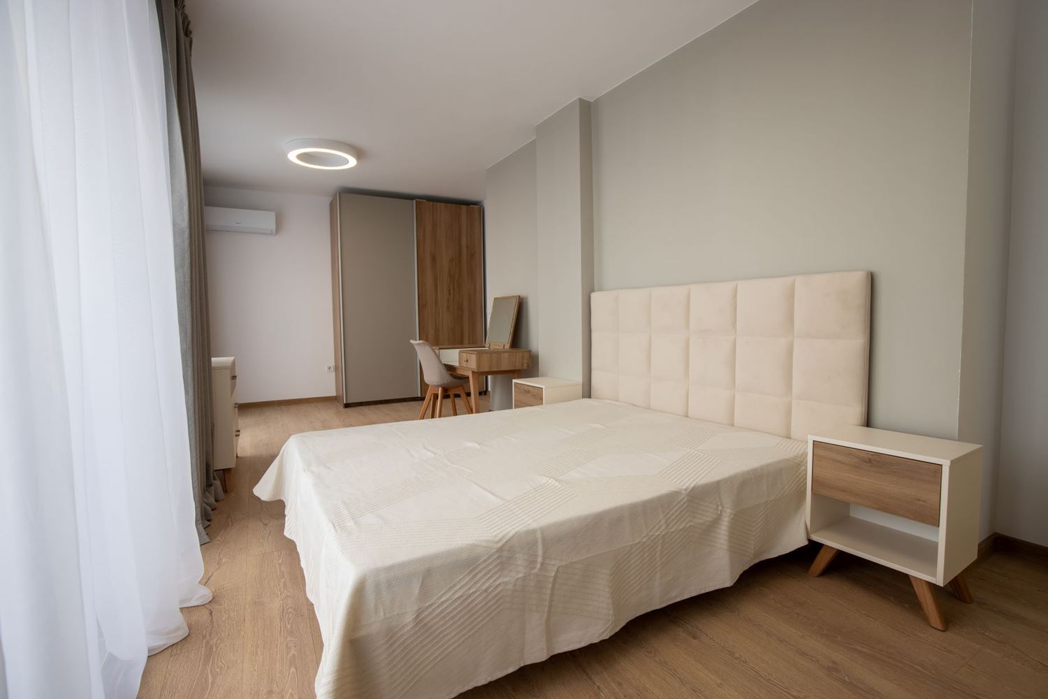 Luxury one-bedroom apartment just 50 m from the sea in a modern complex in Aheloy