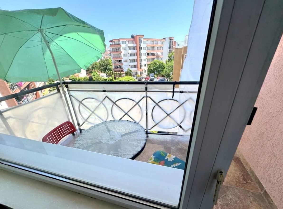 Spacious One-Bedroom Apartment 200 Meters from the Sea in Ravda – Comfortable Home by the Coast