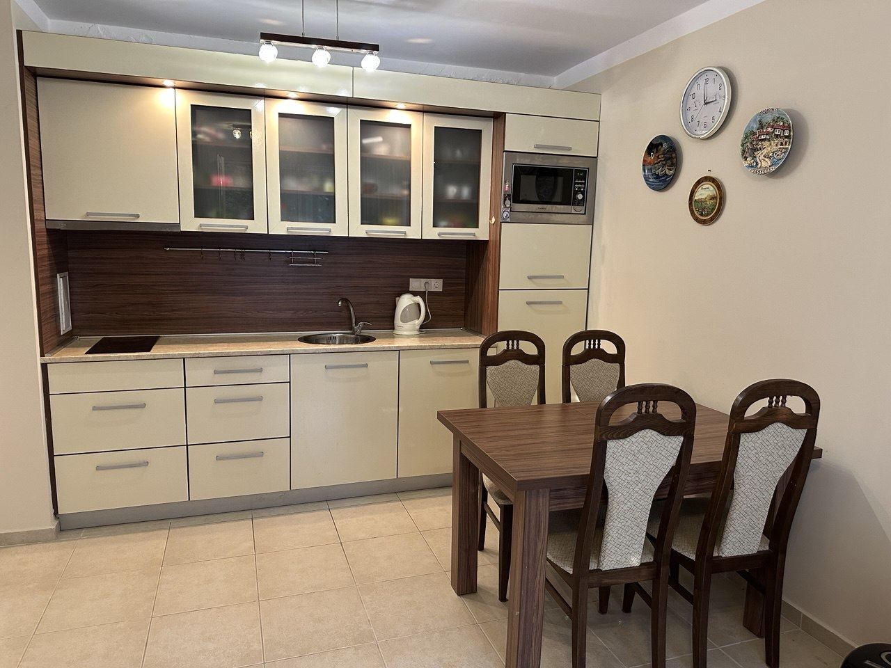 One-Bedroom Apartment with a Beautiful View in Pomorie – A Cozy Home by the Coast