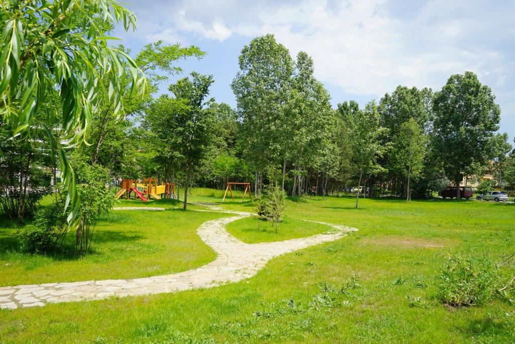 Attractive One-Bedroom Apartment Surrounded by Greenery in a Club Complex in Sunny Beach
