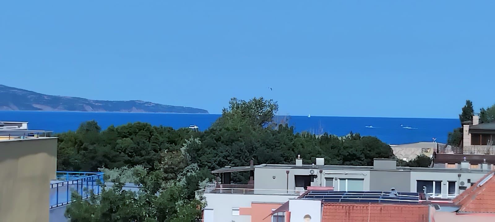 Spacious Studio Apartment with Separate Living Areas in a Prestigious Complex Near Cacao Beach in Sunny Beach