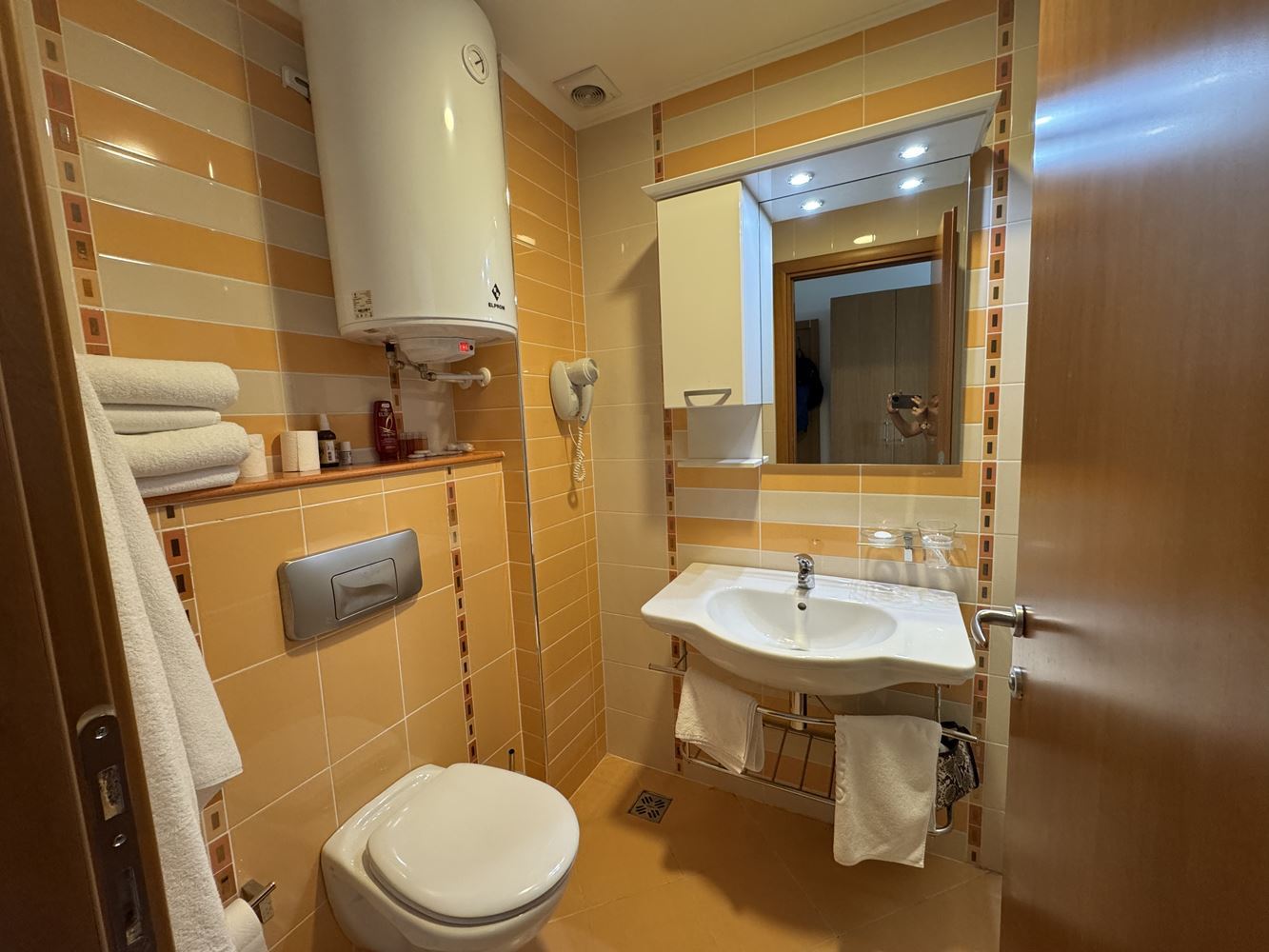 Spacious studio on the first line in Ravda – perfect investment, luxury complex and comfort by the sea