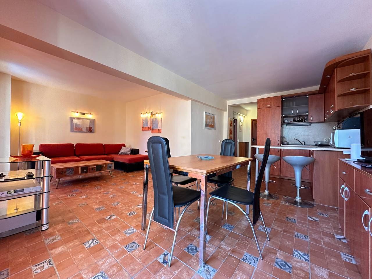 Spacious one-bedroom apartment near the beach in Sunny Beach